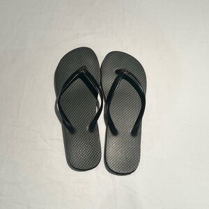 Tory Burch Flip flops